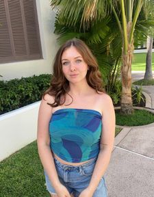 Instagram post by @zzoebishop