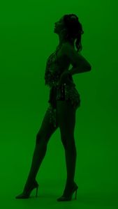 Instagram post by @officiallizsanchez