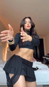 Instagram post by @officiallizsanchez