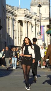 Instagram post by @officiallizsanchez