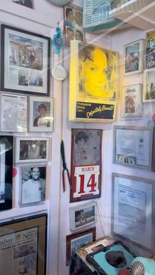 Instagram post by @k4teturner