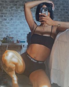 Instagram post by @mellow_model_