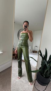 Instagram post by @nicoleeremy