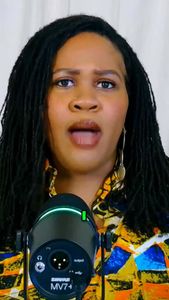 Instagram post by @elliemariyo