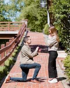 Instagram post by @yourdcbestie