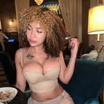 @stunnasandy Instagram Profile