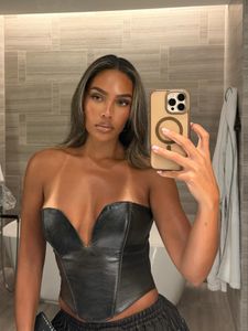 Instagram post by @brixana