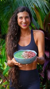 Instagram post by @fullyrawkristina