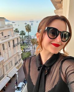 Instagram post by @azisafavi_