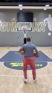 Instagram post by @maxpustozvonov