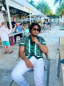 Instagram post by @modesty_xy