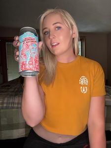 Instagram post by @pnwcraftbeerbabe