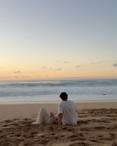 Instagram post by @claudiaaharrington