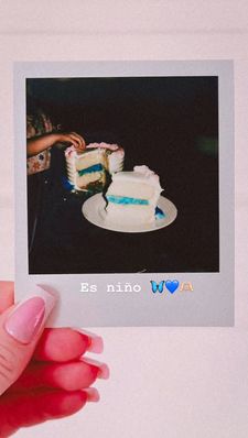 Instagram post by @elizamarsunivrse