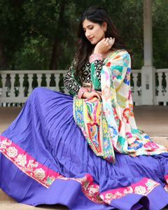 Instagram post by @thevoguesavvy