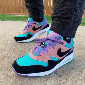 Instagram post by @okcsneakerchick