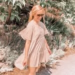 @lindsayyrain Instagram Profile