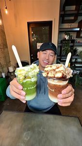 Instagram post by @seattlefoodieadventure