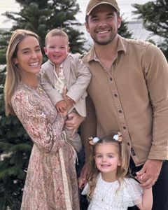 Instagram post by @joshswickard