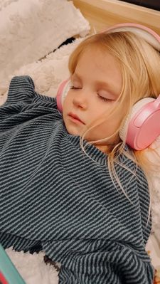 Instagram post by @thats.so.simmons