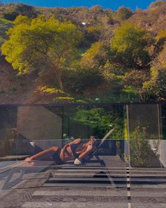 Instagram post by @dreakevak