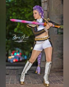 Instagram post by @jennifercosplays