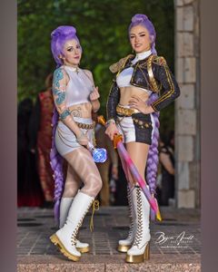 Instagram post by @jennifercosplays