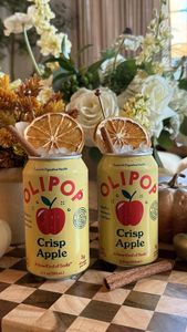 Instagram post by @em_vickypham