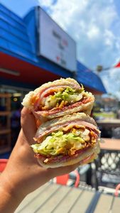 Instagram post by @sociall.feeds