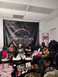 Instagram post by @hhd_rooster