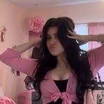 @smilieari Instagram Profile