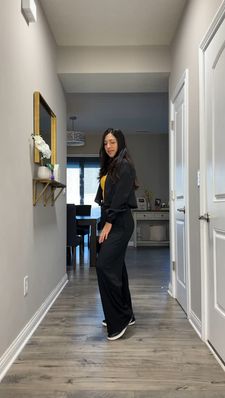 Instagram post by @eliza.dressme