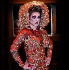 Instagram post by @mrsivana