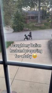 Instagram post by @sidneyandg