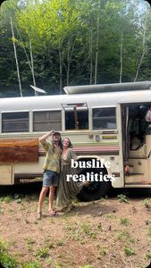 Instagram post by @creambasedbus