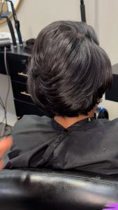 Instagram post by @loveleyshair