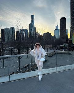 Instagram post by @vivaladivaaa_