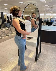 Instagram post by @jenniferphilisaire