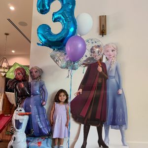 Instagram post by @kirstin