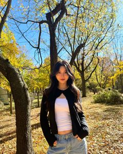 Instagram post by @thesongtwins