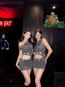 Instagram post by @thesongtwins