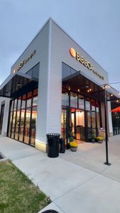 Instagram post by @theindyfoodcouple