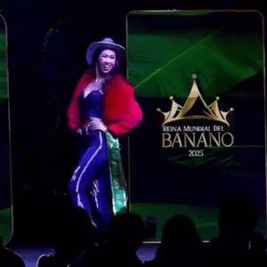 Instagram post by @misselizabethtran