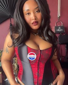 Instagram post by @kianiiman