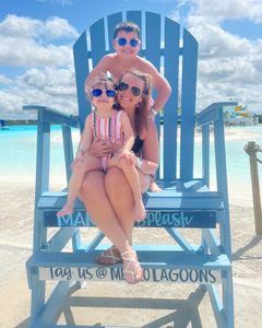 Instagram post by @moon_momma2