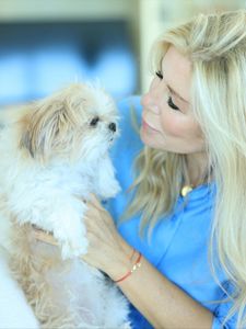 Instagram post by @avivadrescher