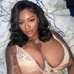 @theenigerianamazon Instagram Profile