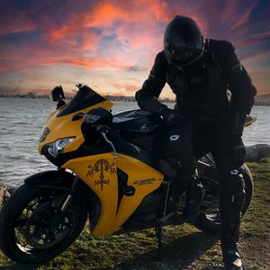 Instagram post by @ghost_1krr