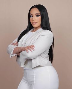 Instagram post by @lavidajeannette