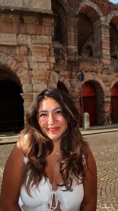 Instagram post by @themeldemi